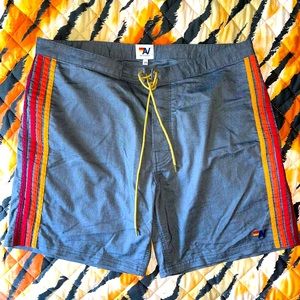 Mens 34 board shorts